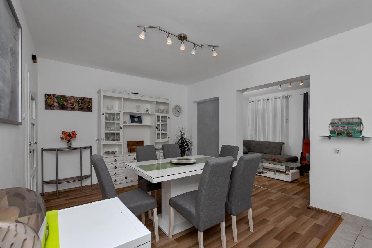 Apartment Sabina Makarská Exteriér fotografie