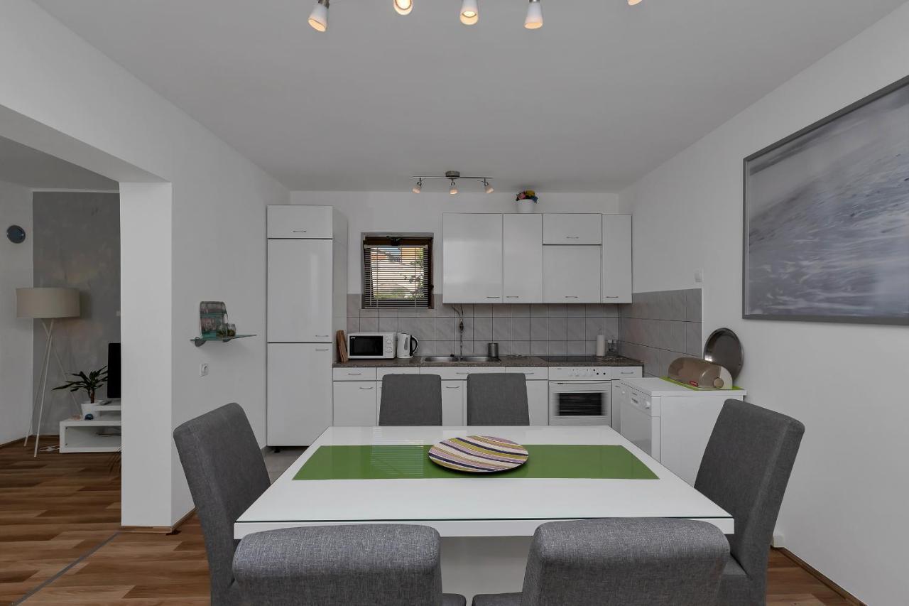Apartment Sabina Makarská Exteriér fotografie