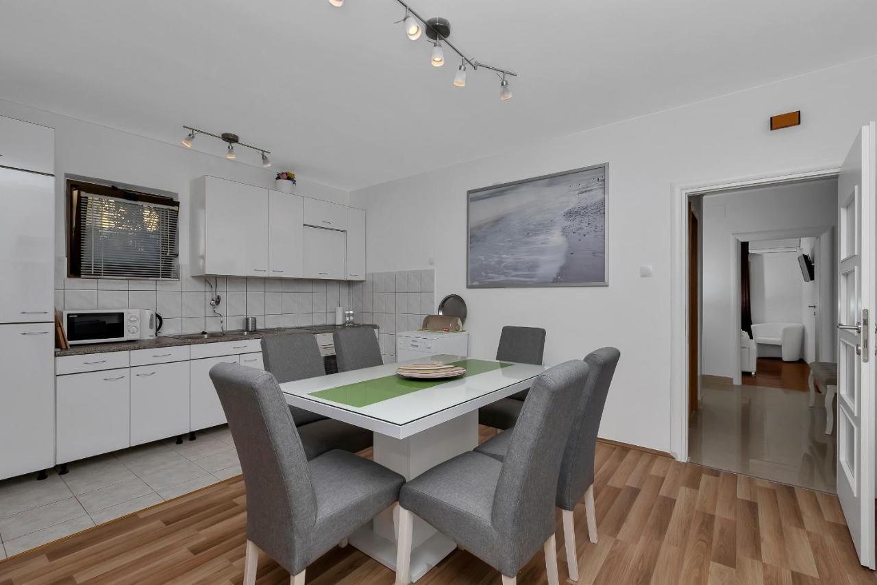 Apartment Sabina Makarská Exteriér fotografie